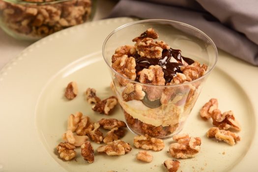 Fudge walnut nanas